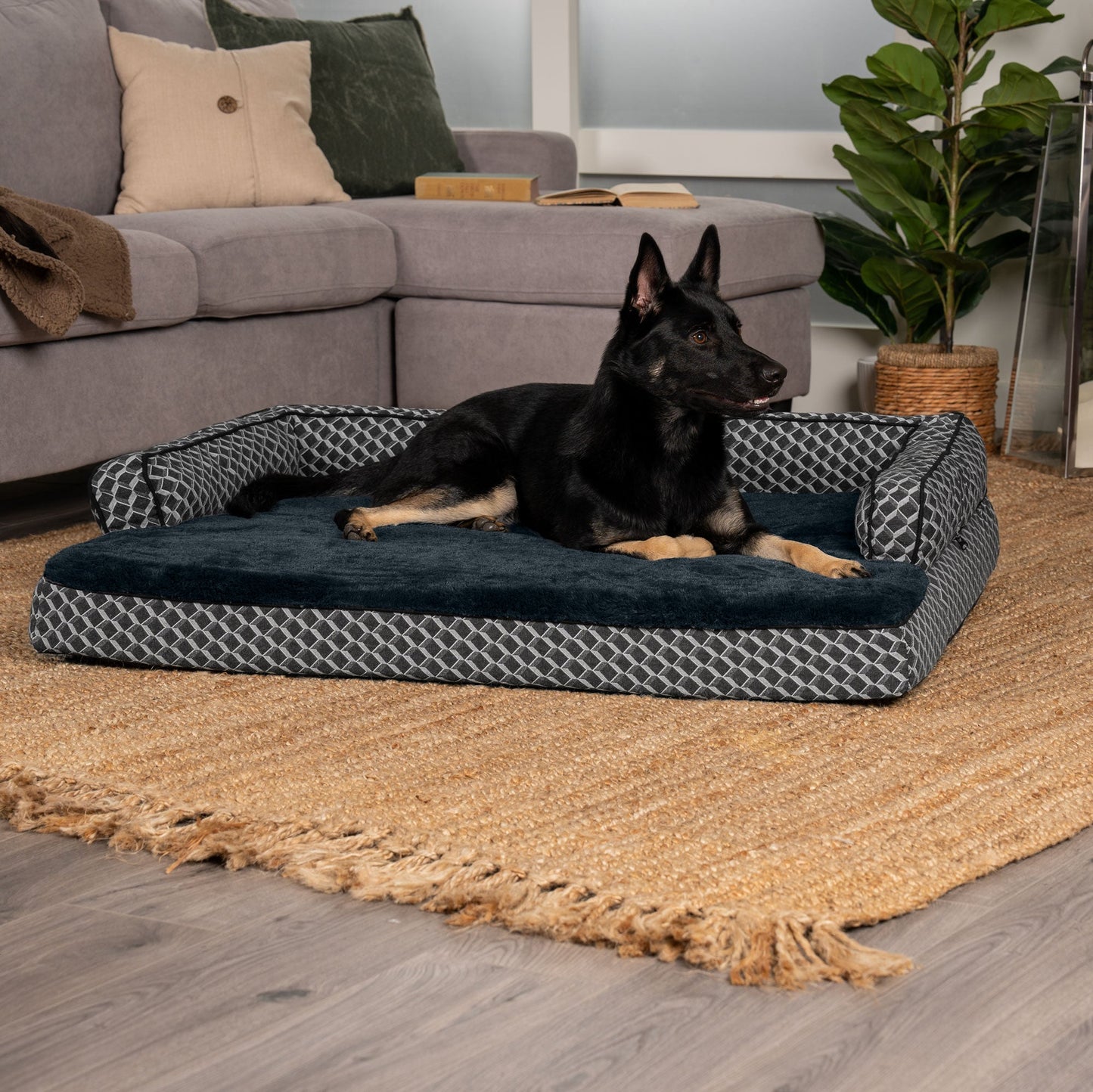Sofa Dog Bed - Plush & Diamond Decor Comfy Couch