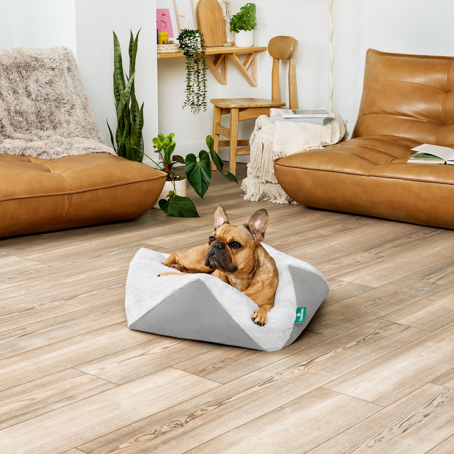 Stone-Embossed Faux Fur Pouf Pet Bed