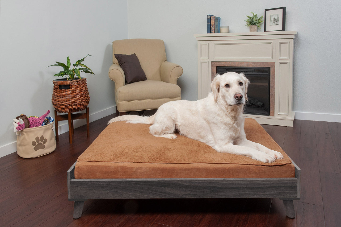 Bed Frame for Sofa-Style and Deluxe Mattress Dog Beds