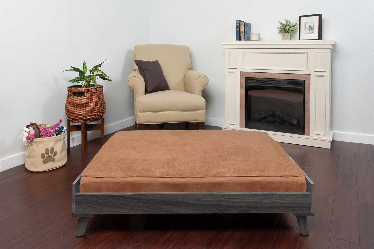 Bed Frame for Sofa-Style and Deluxe Mattress Dog Beds
