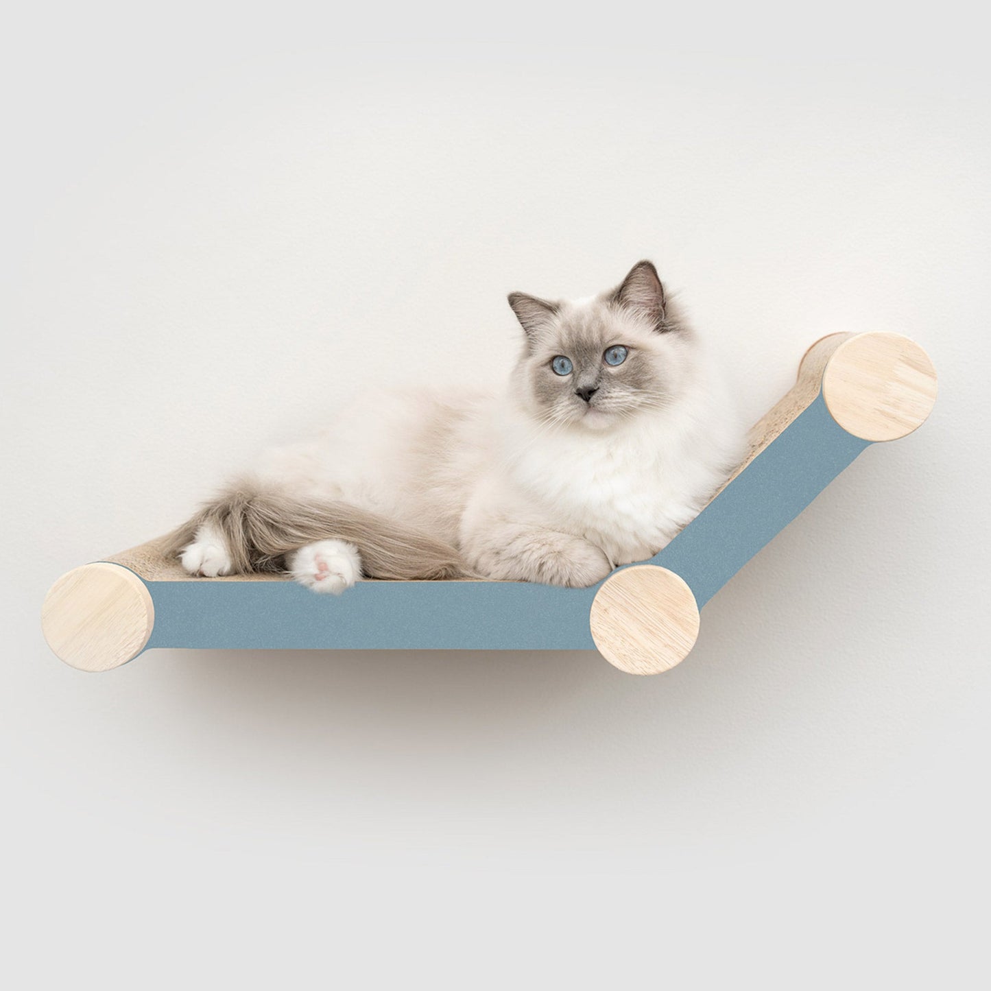 Ascentials by FurHaven Wall-Mounted Lookout Lounge Cat Shelf (26")