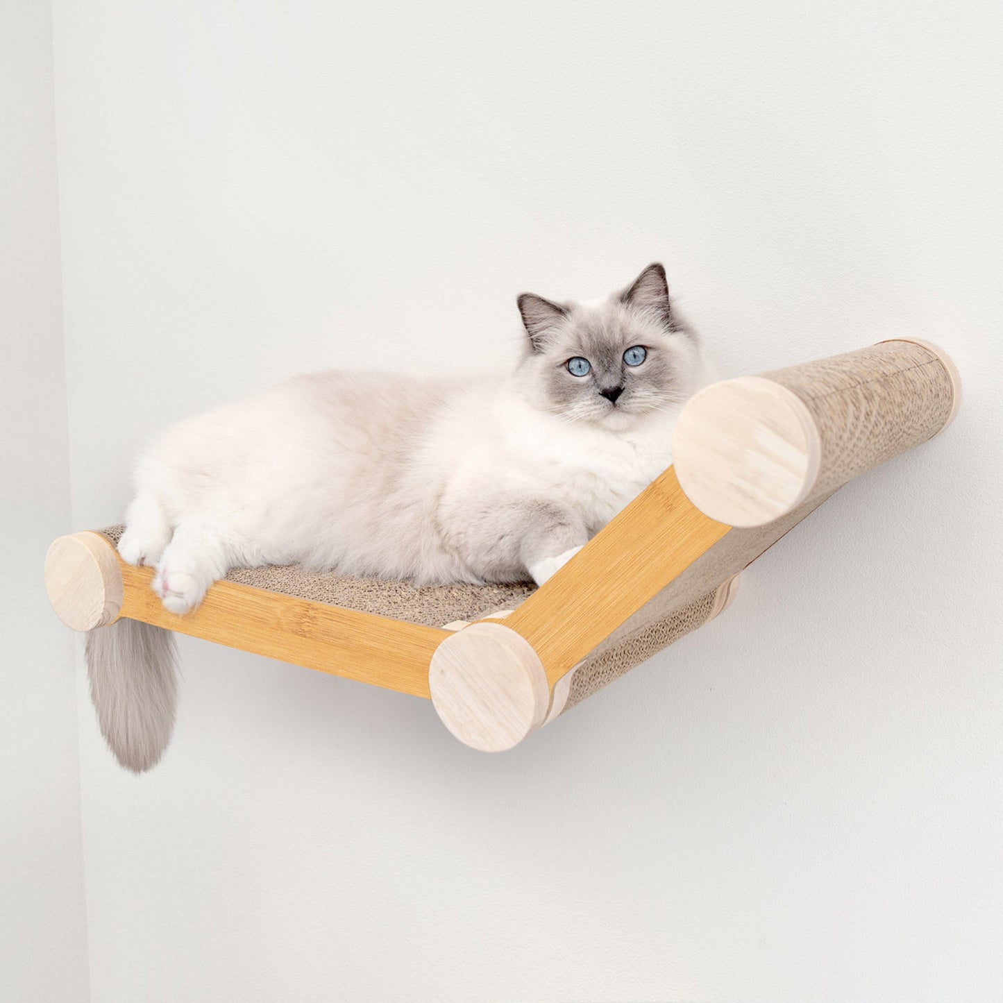 Ascentials by FurHaven Wall-Mounted Lookout Lounge Cat Shelf (26")